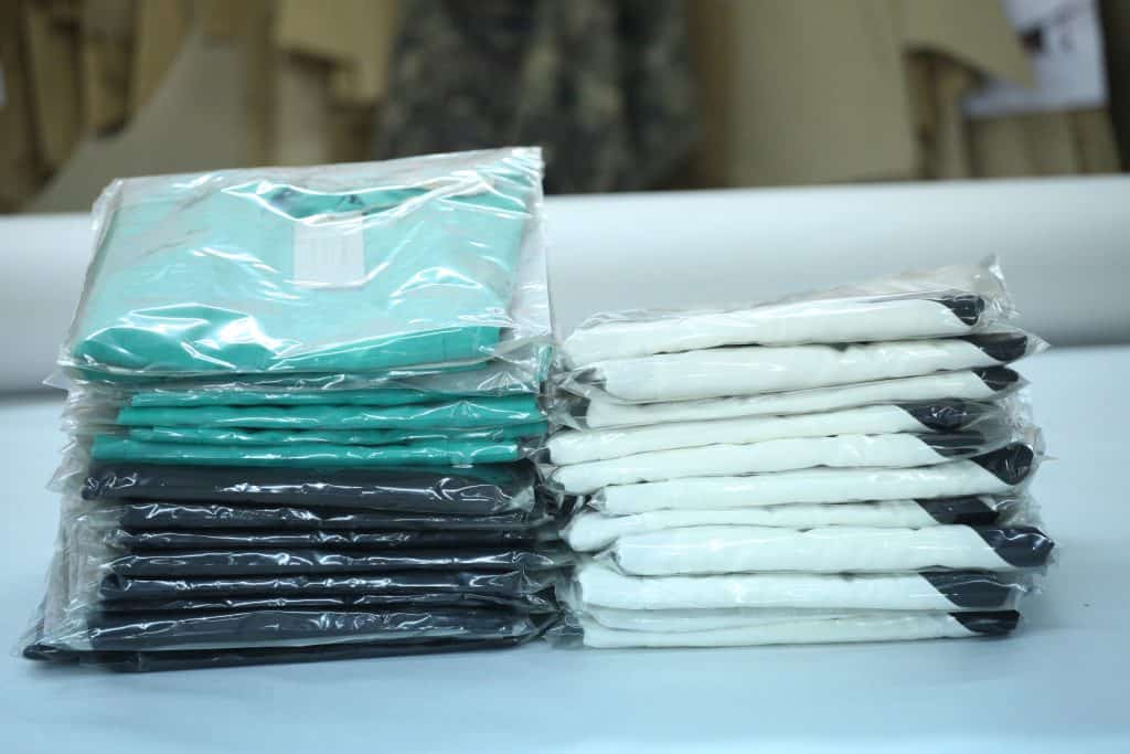 how much does it cost to manufacture clothes